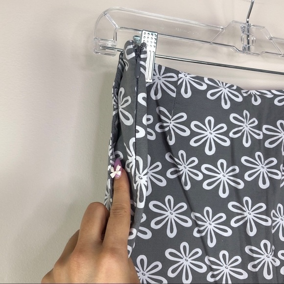 Golftini Skort - Picture 6 of 9